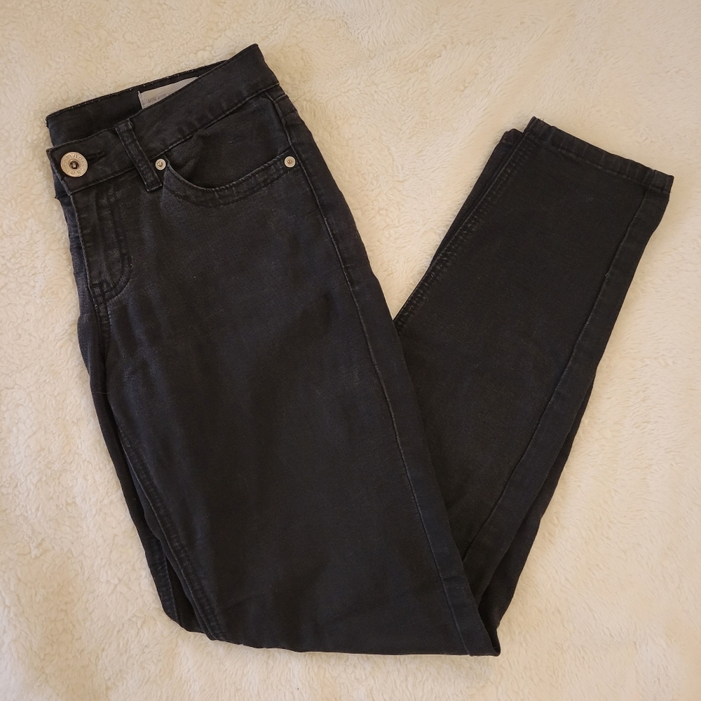 Guess Black Low Rise Skinny Jeans 26